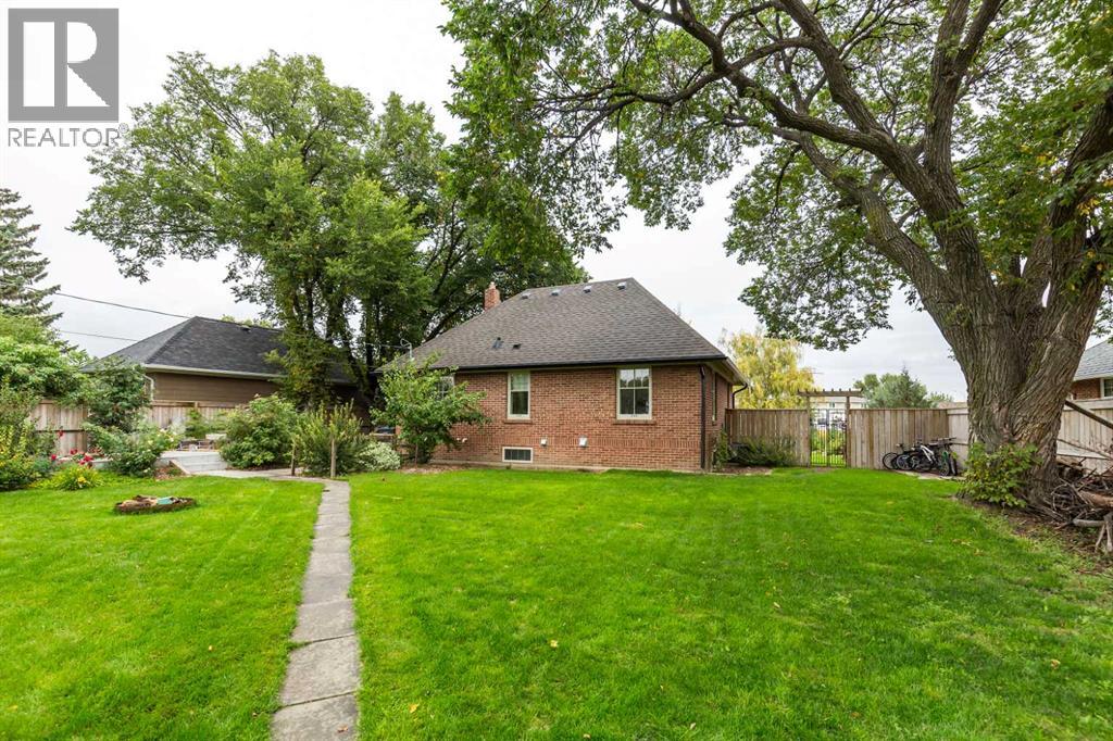 114 3 Street S - 50