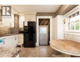 Family room - 114 3 Street S, Picture Butte, AB T0K1V0 Photo 9