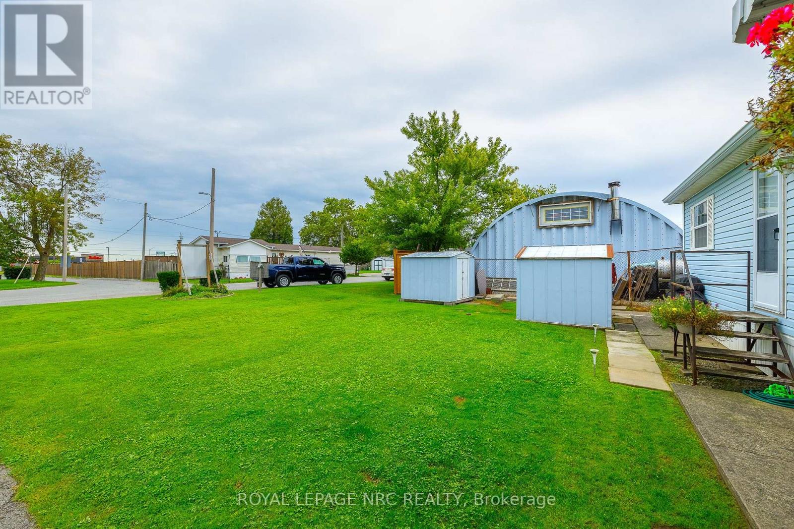 #101 241 ST. PAUL STREET W - 13