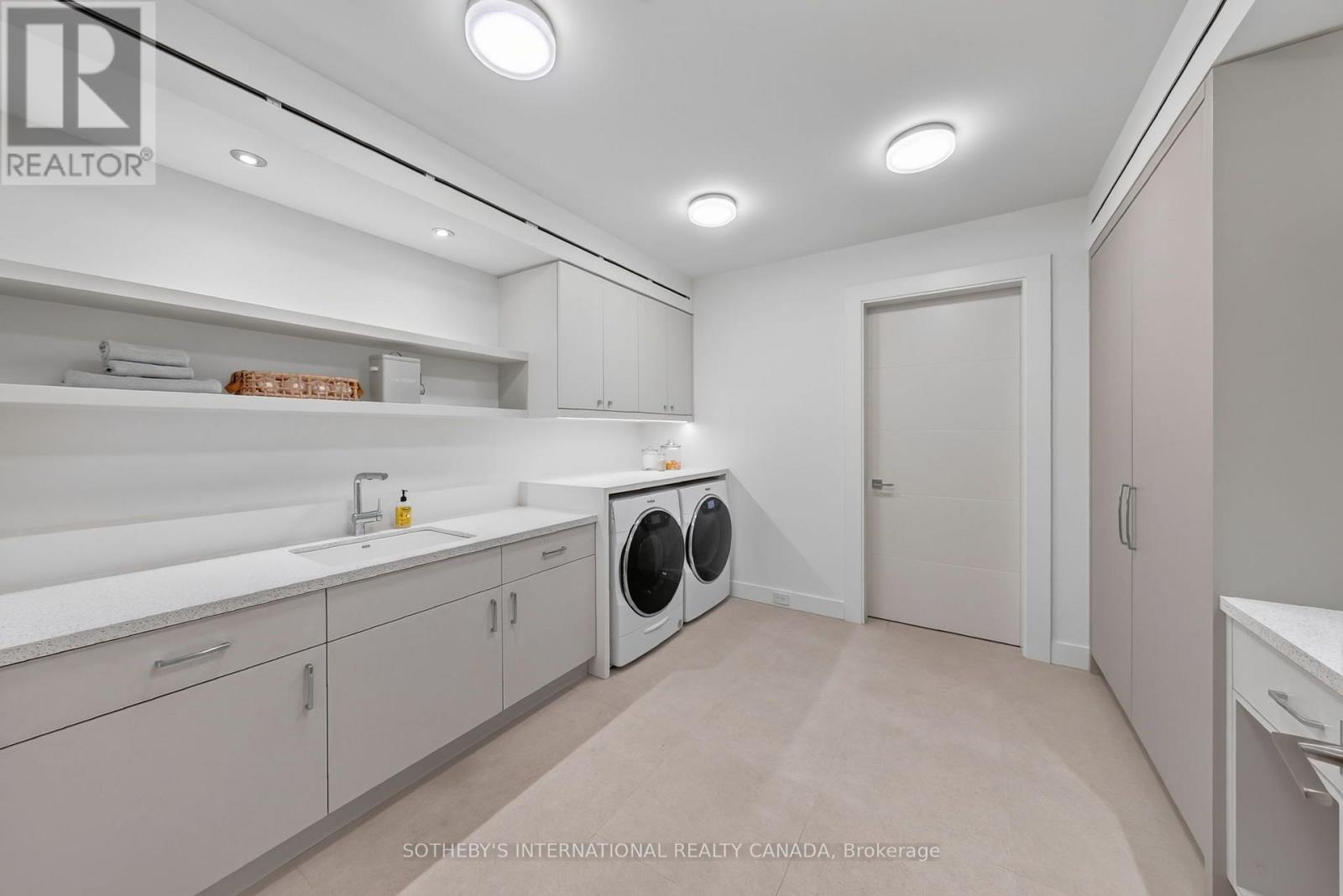 50 TEDDINGTON PARK AVENUE - Image 30