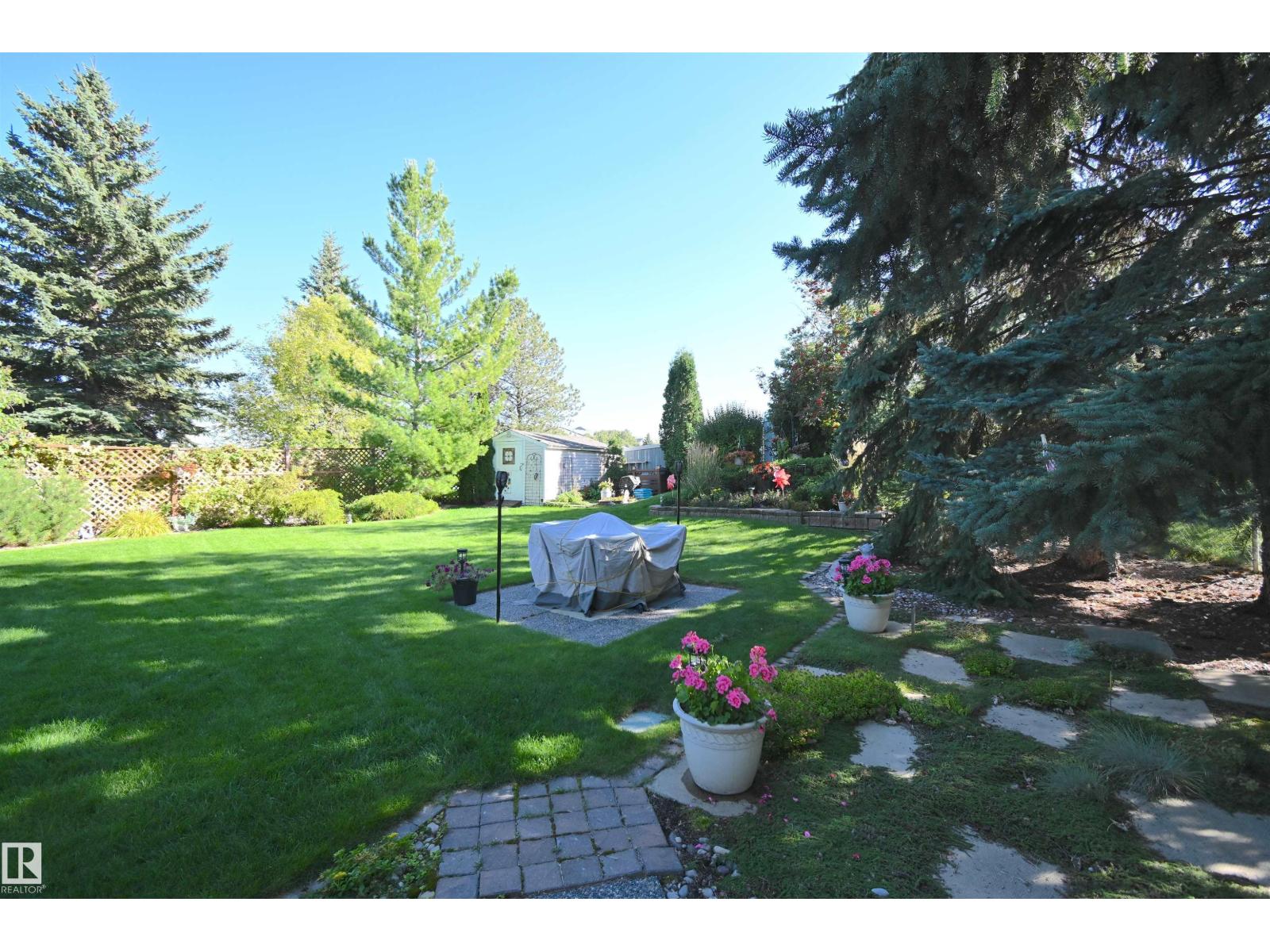 56 STONESHIRE CR - 38