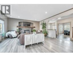 Bedroom - 101 Hawkmere Place, Chestermere, AB T1X0C6 Photo 11