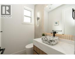 2 3940 Eton Street, Burnaby, BC V5C1J5 Photo 9
