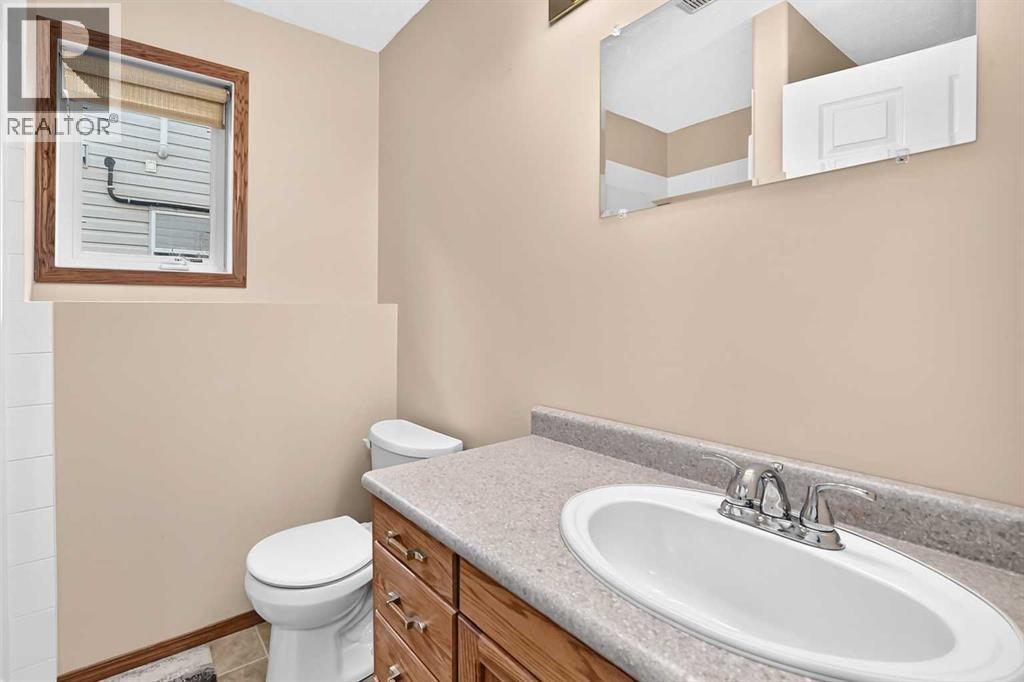 Listing photo – 36 Lister Crescent, Red Deer