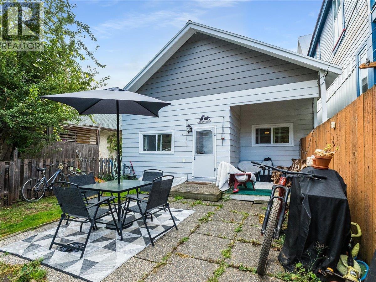 413 SILICA Street - Image 6