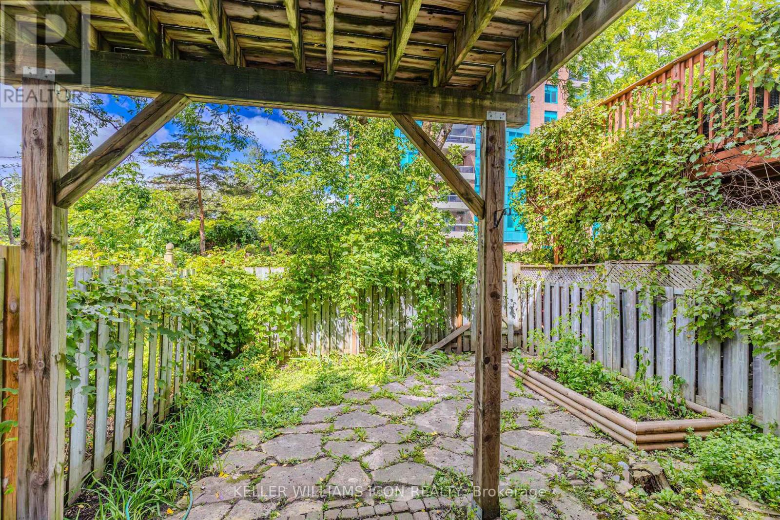 50 MALHOTRA COURT - 43