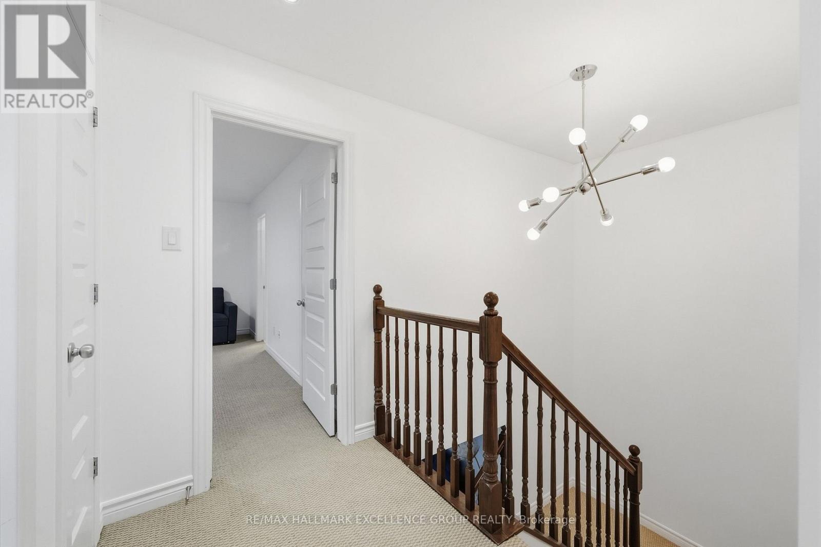 104 ONYX CRESCENT - 21