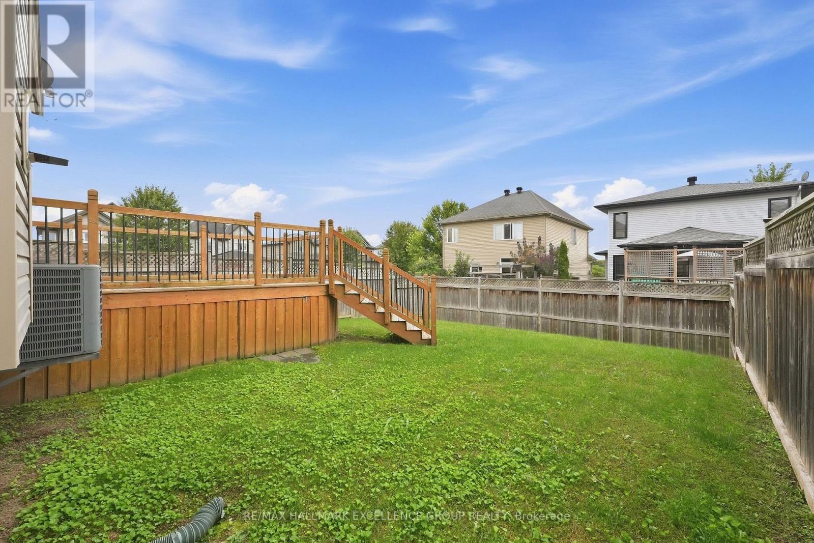 104 ONYX CRESCENT - 39