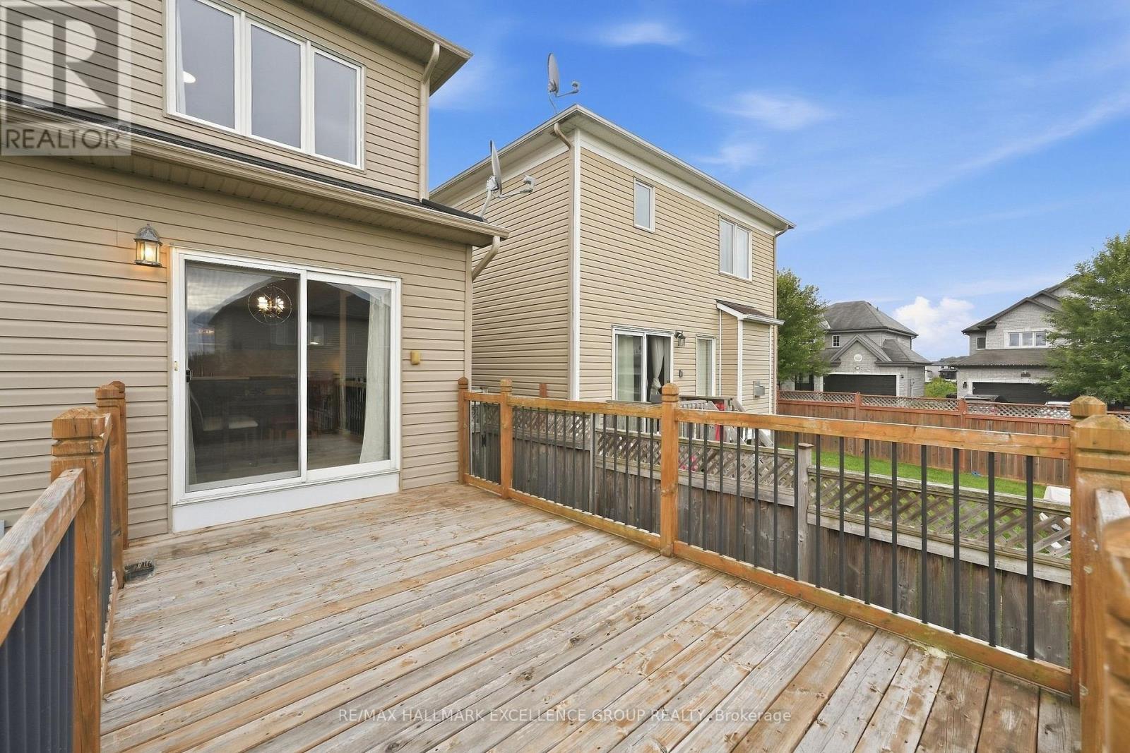 104 ONYX CRESCENT - Image 43