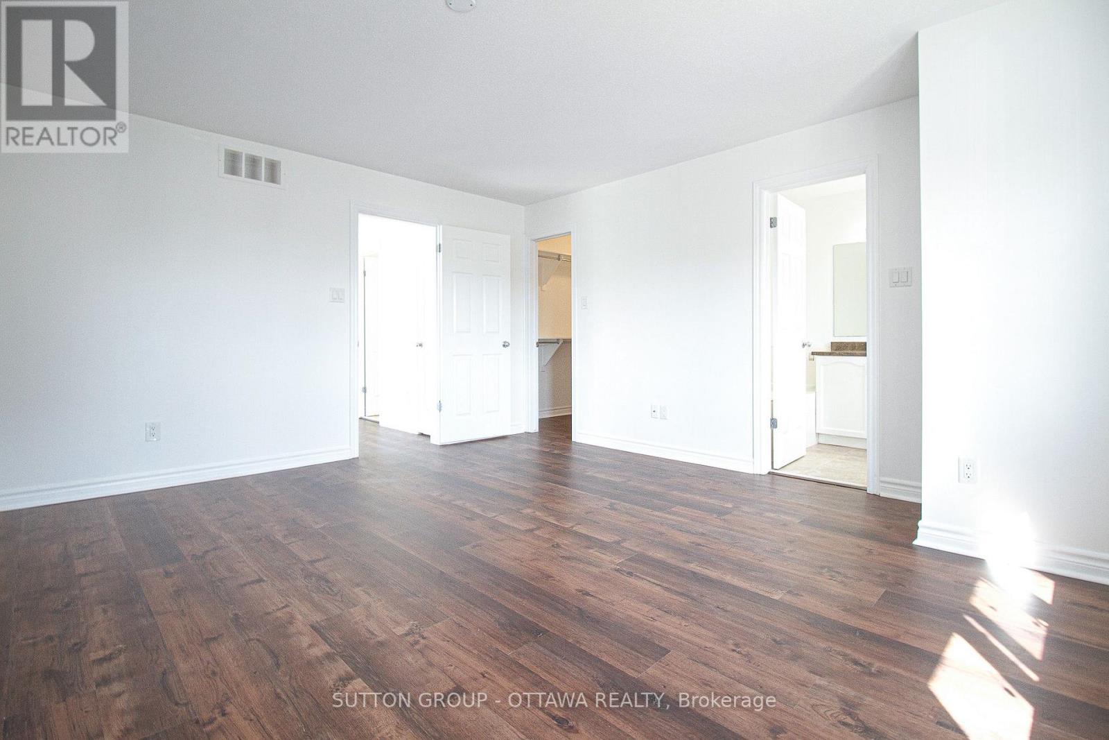 163 SILVERMOON CRESCENT - Image 25