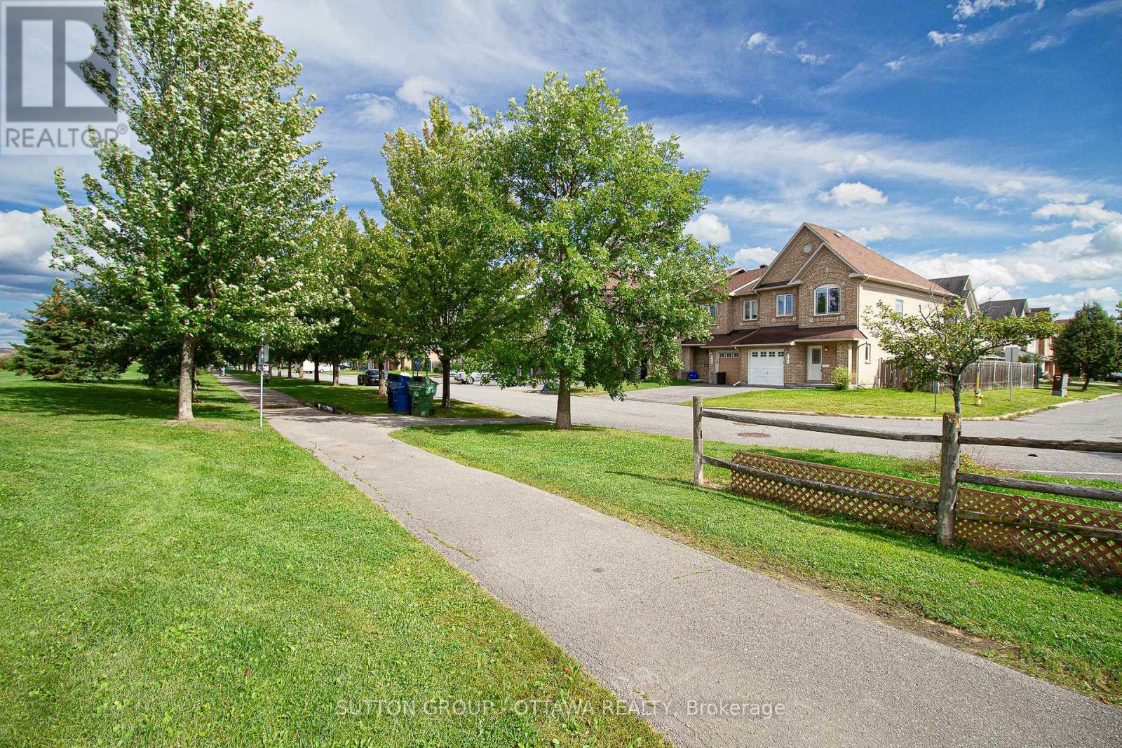 163 SILVERMOON CRESCENT - 37