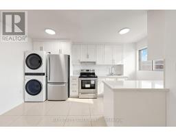 302 - 55 Sunny Glenway, Toronto, ON M3C2Z5 Photo 7