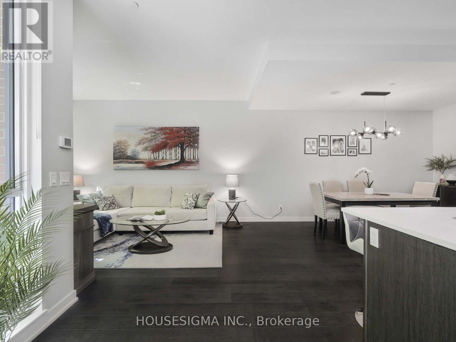 TH03 - 32 BRUYERS MEWS, Toronto (Waterfront Communities) — photo 5