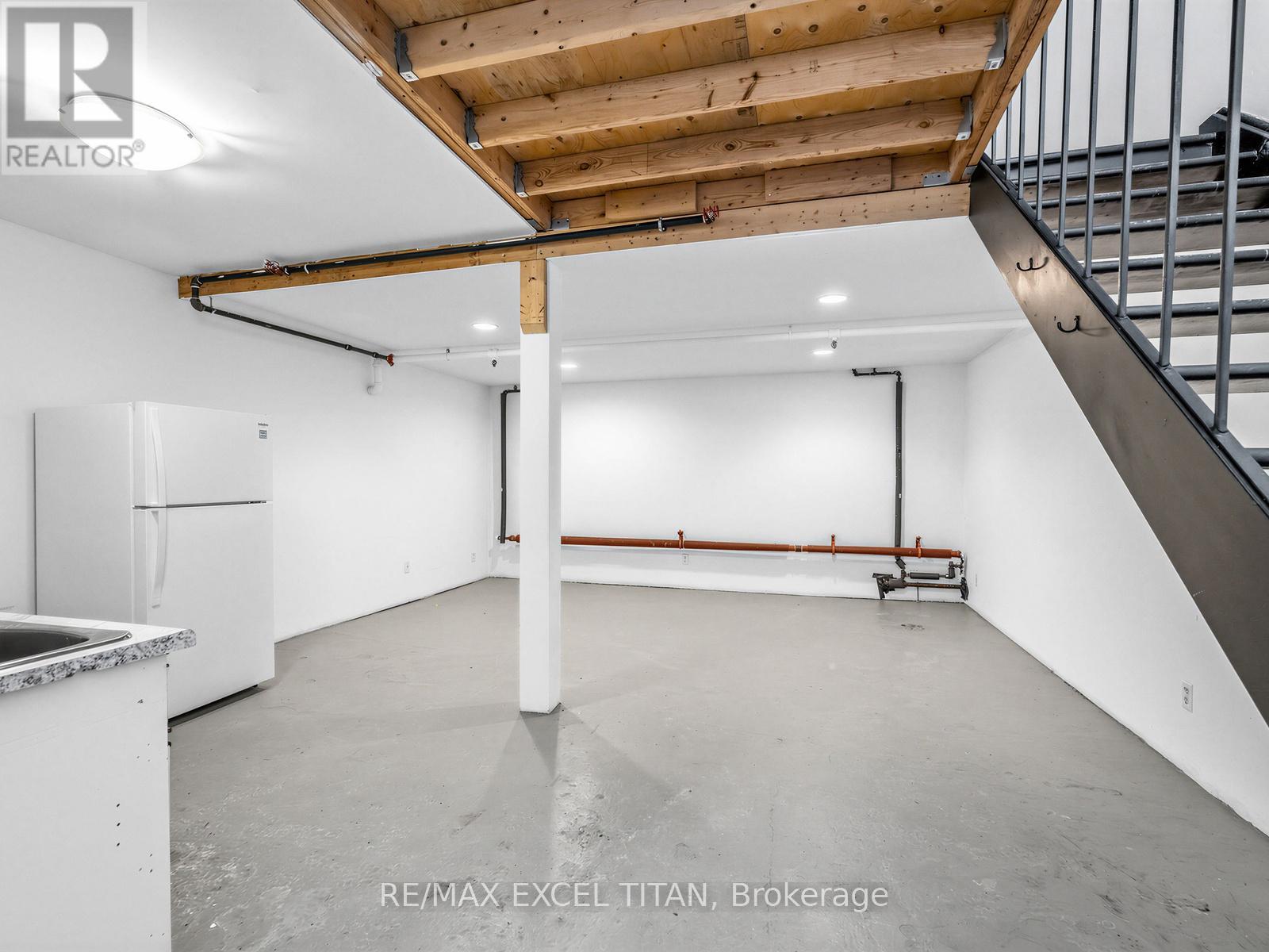 202 - 221 STERLING ROAD E, Toronto (Dufferin Grove) — photo 3