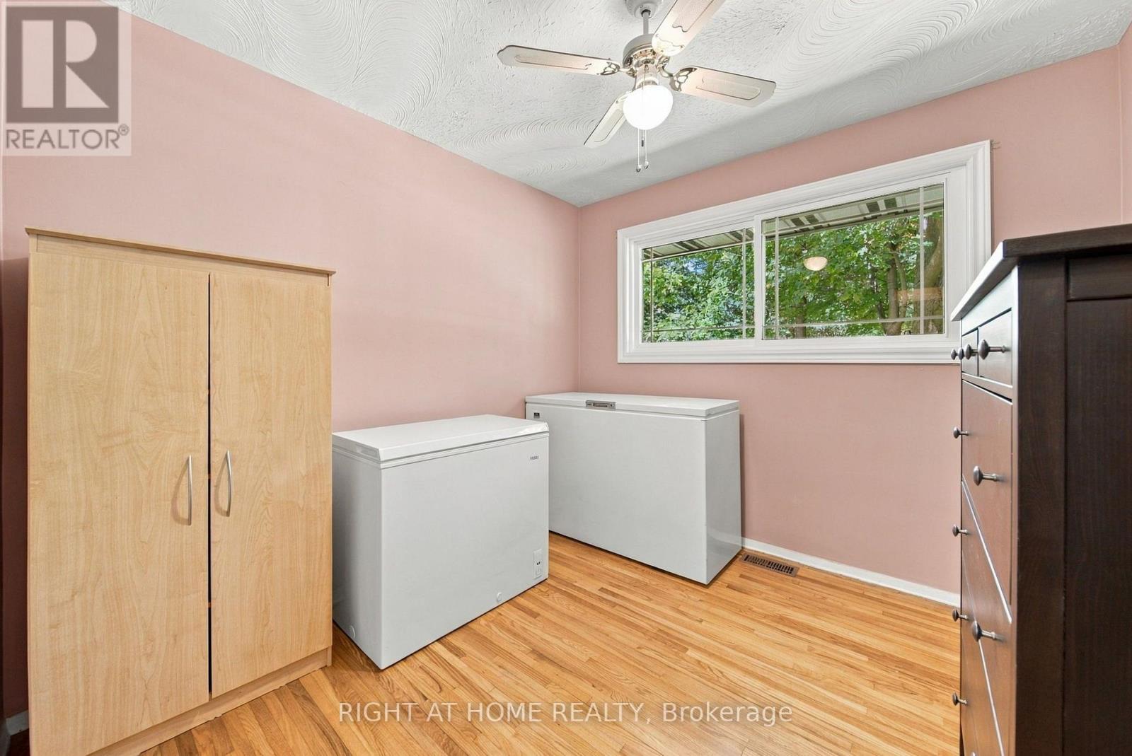 1013 TAY POINT ROAD - 18