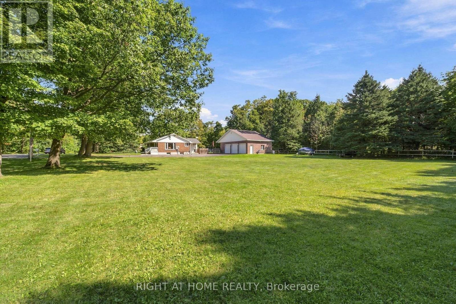 1013 TAY POINT ROAD - Image 35