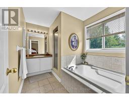 23 Prince Of Wales Drive, Barrie, ON L4N0T5 Photo 17