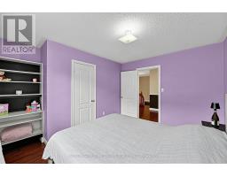 23 Prince Of Wales Drive, Barrie, ON L4N0T5 Photo 19