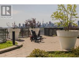 806 - 1201 Dundas Street E, Toronto, ON M4M1S2 Photo 14