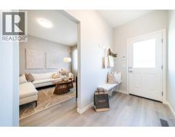 4pc Bathroom - 520 Tekarra Drive Nw, Calgary, AB T3R2G1 Photo 11