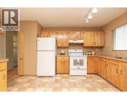 Hall - 1313 Huron Place S, Lethbridge, AB T1K3L1 Photo 10