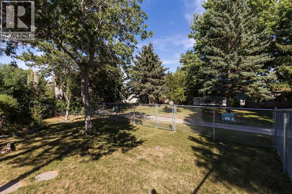 1313 Huron Place S - 31