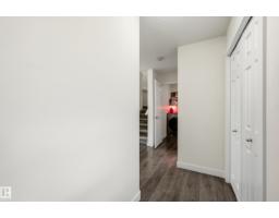 Bedroom 2 - 941 Ebbers Cr Nw, Edmonton, AB T5Y3T9 Photo 6