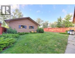31 Rosery Drive NW - photo 6