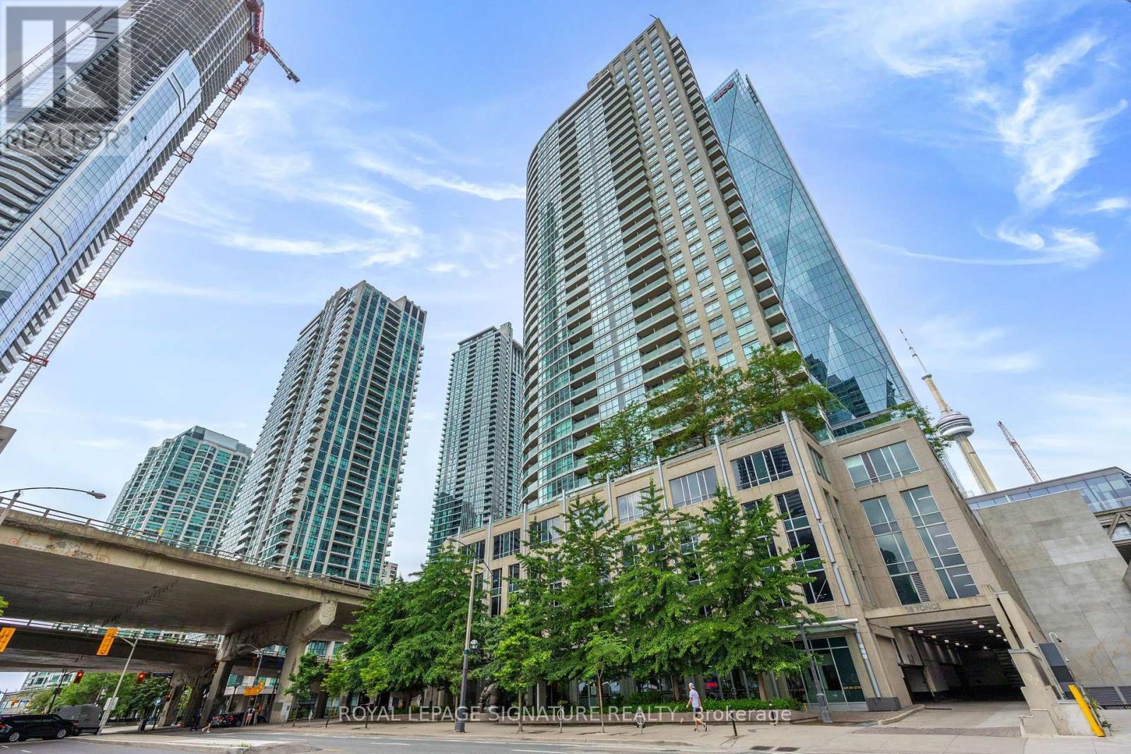 #3602 18 YONGE STREET - Image 31