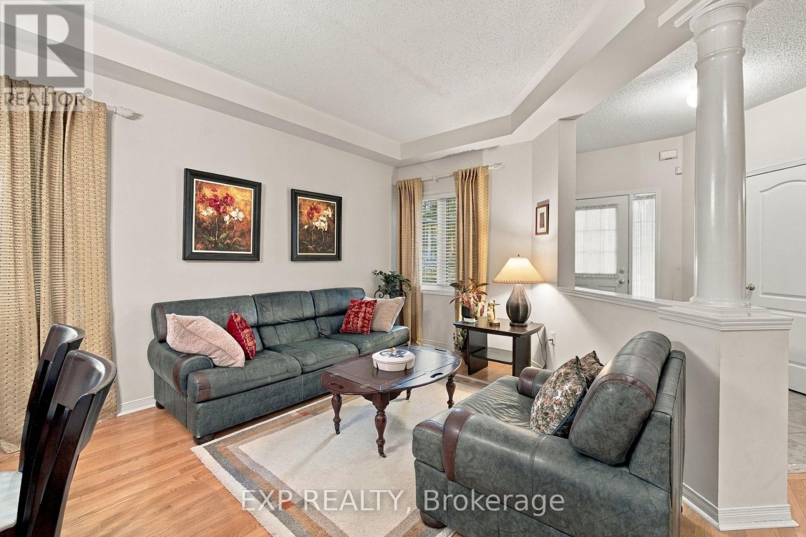 42 KAITLIN DRIVE - 12