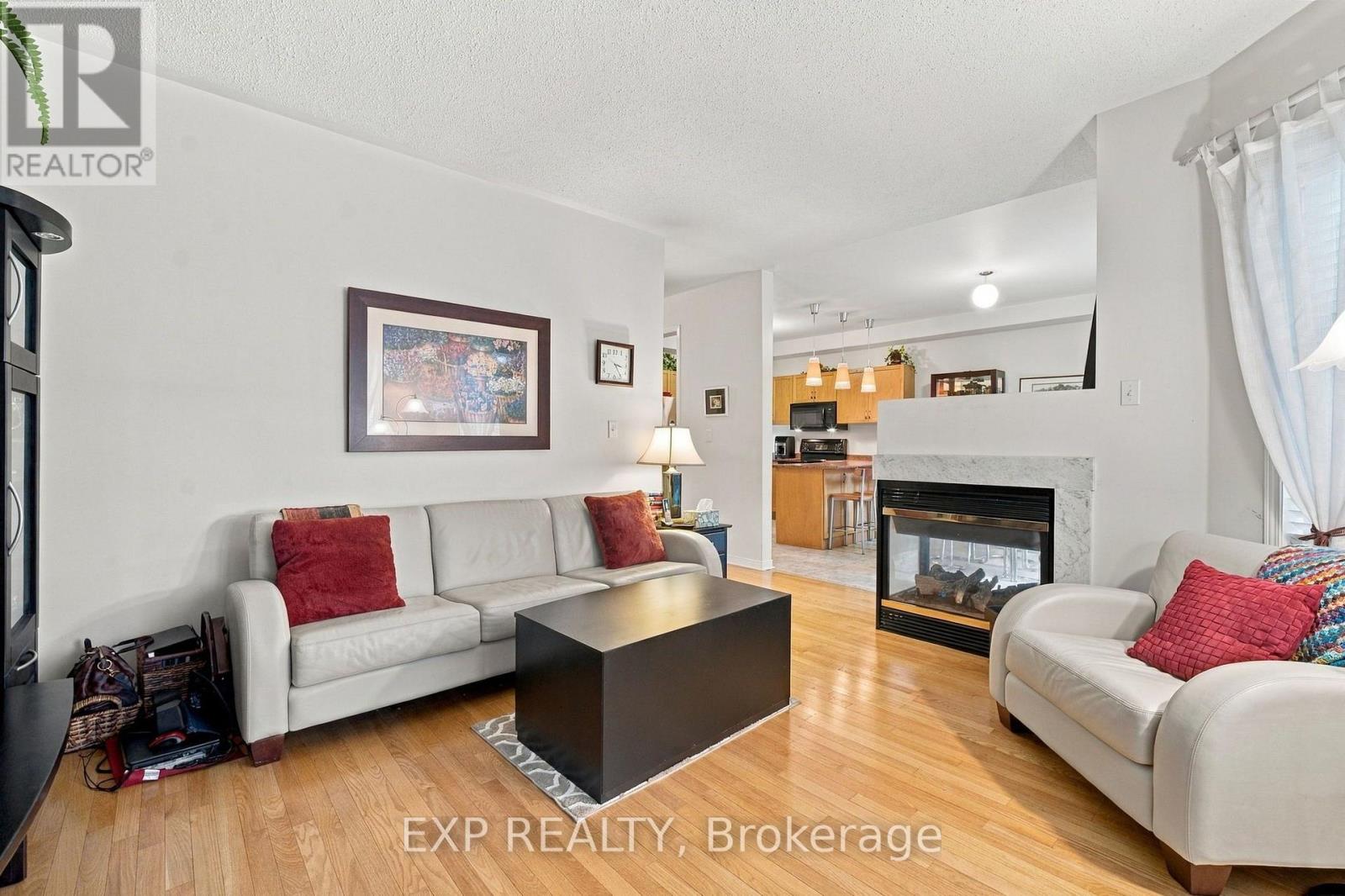 42 KAITLIN DRIVE - 24