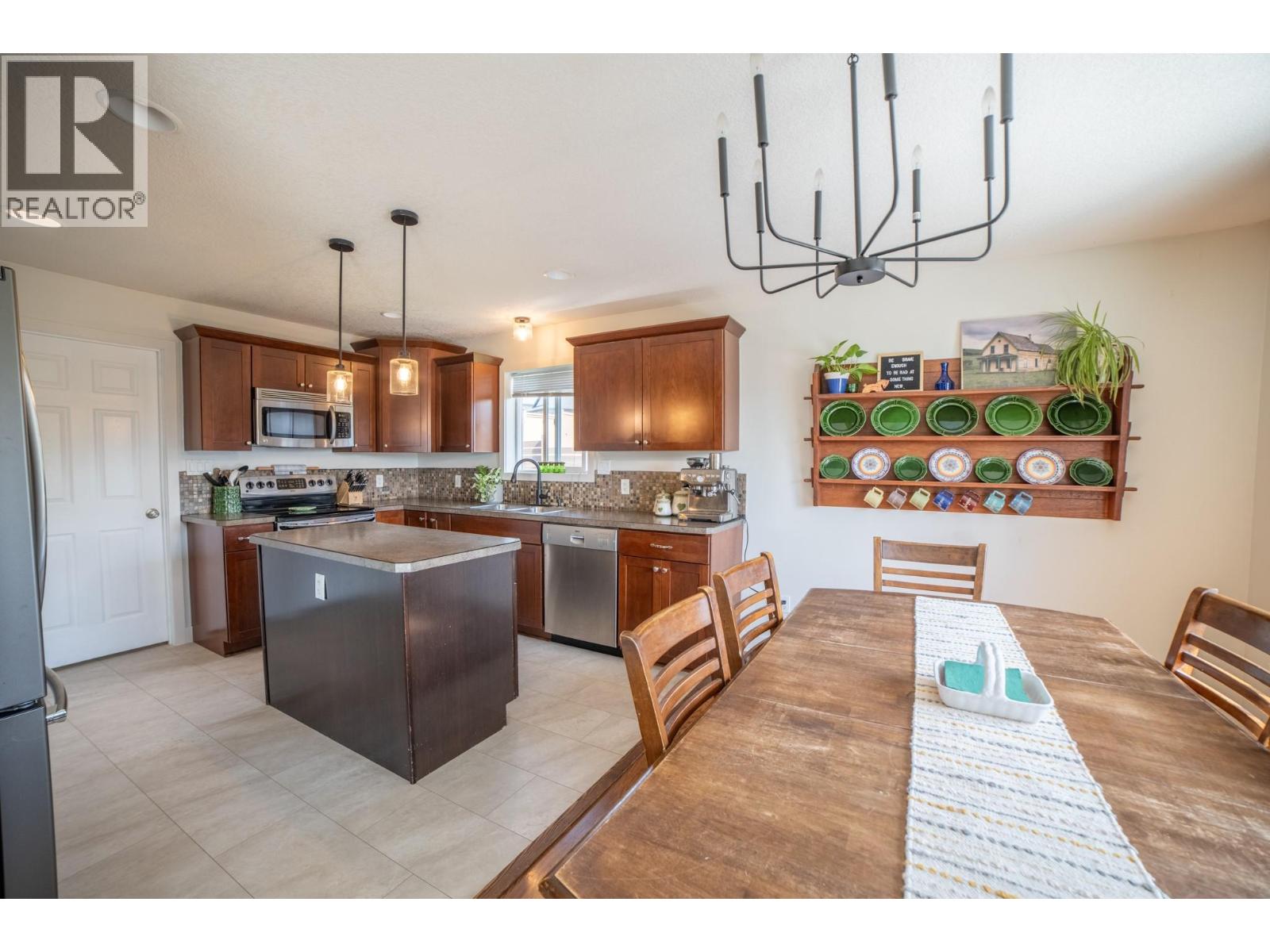 908 Purcell Crescent - 18