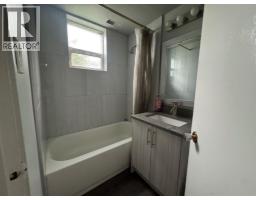 4pc Bathroom - 431 53 Avenue Sw, Calgary, AB T2B0B8 Photo 14