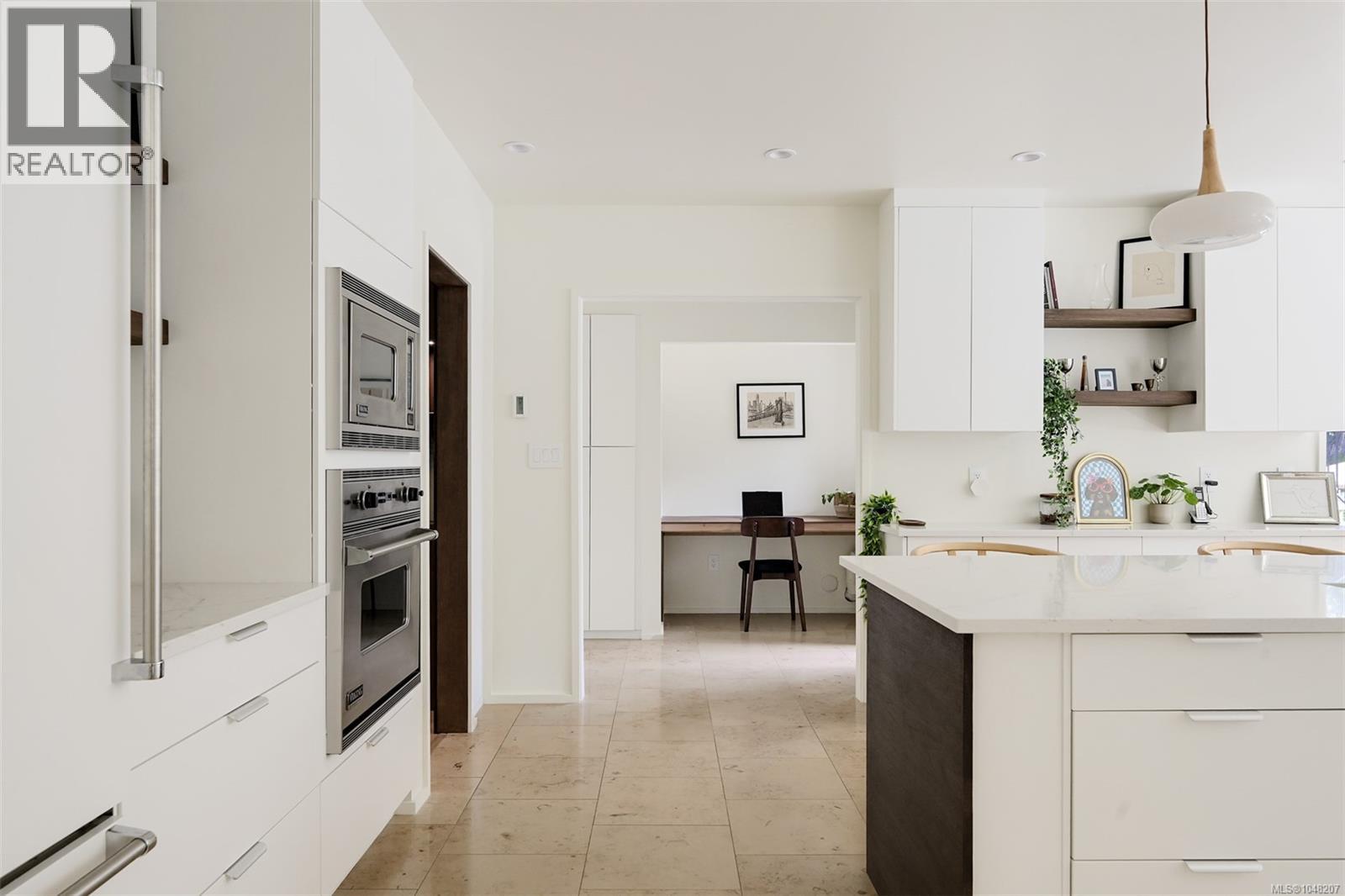 3055 Beach Dr - 27