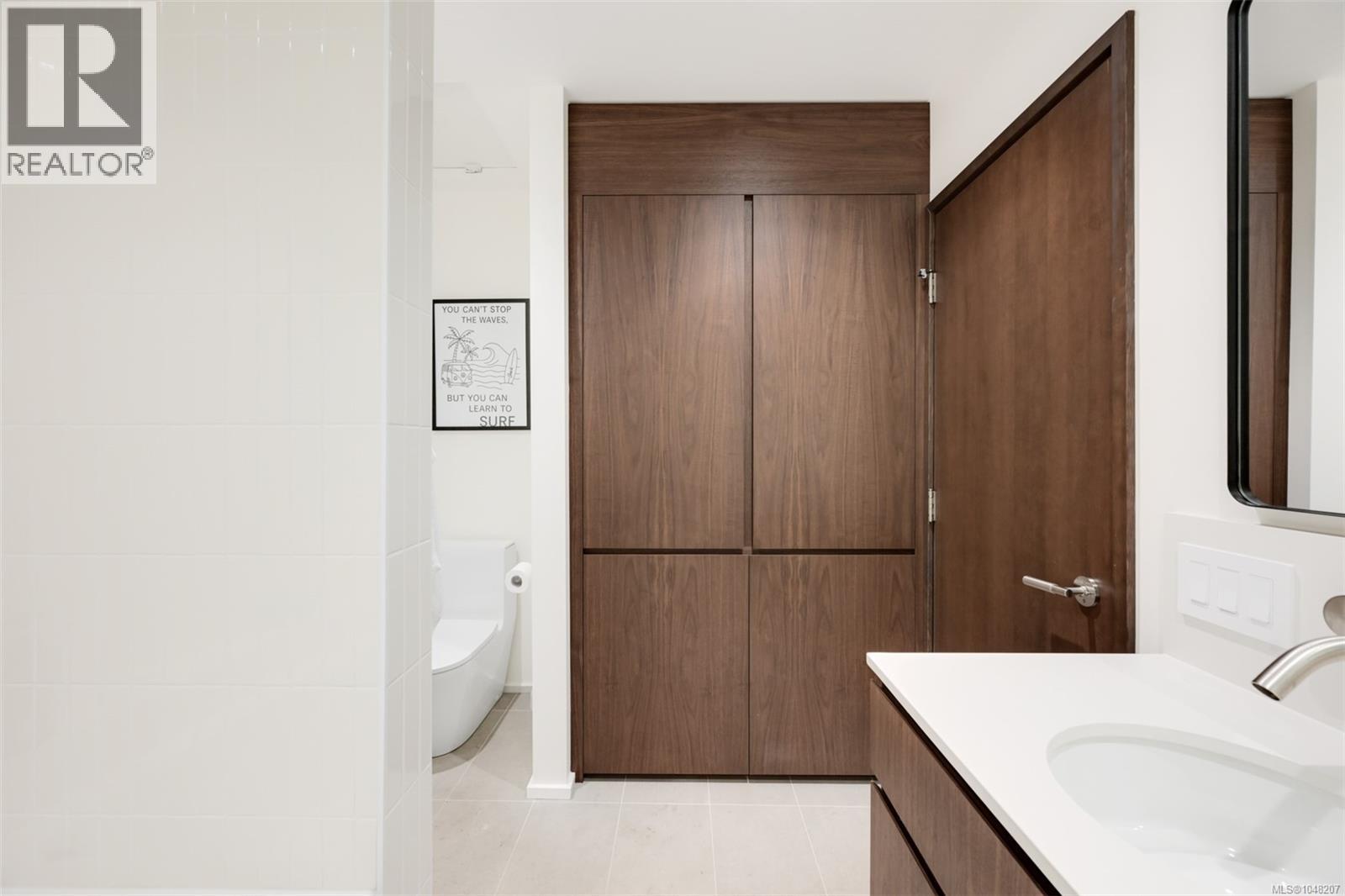 3055 Beach Dr - 46