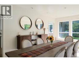 Bedroom - 3055 Beach Dr, Oak Bay, BC V8R6L5 Photo 12