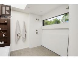 3055 Beach Dr, Oak Bay, BC V8R6L5 Photo 40