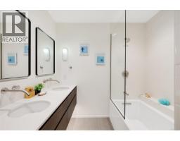 3055 Beach Dr, Oak Bay, BC V8R6L5 Photo 47