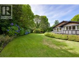 3055 Beach Dr, Oak Bay, BC V8R6L5 Photo 66