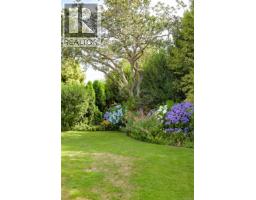 3055 Beach Dr, Oak Bay, BC V8R6L5 Photo 71