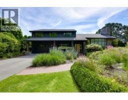 3055 Beach Dr, Oak Bay, BC V8R6L5 Photo 72