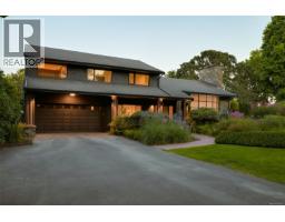 3055 Beach Dr, Oak Bay, BC V8R6L5 Photo 75