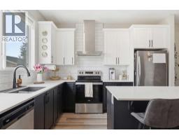 516 West Lakeview Drive, Chestermere, AB T1X2A2 Photo 13