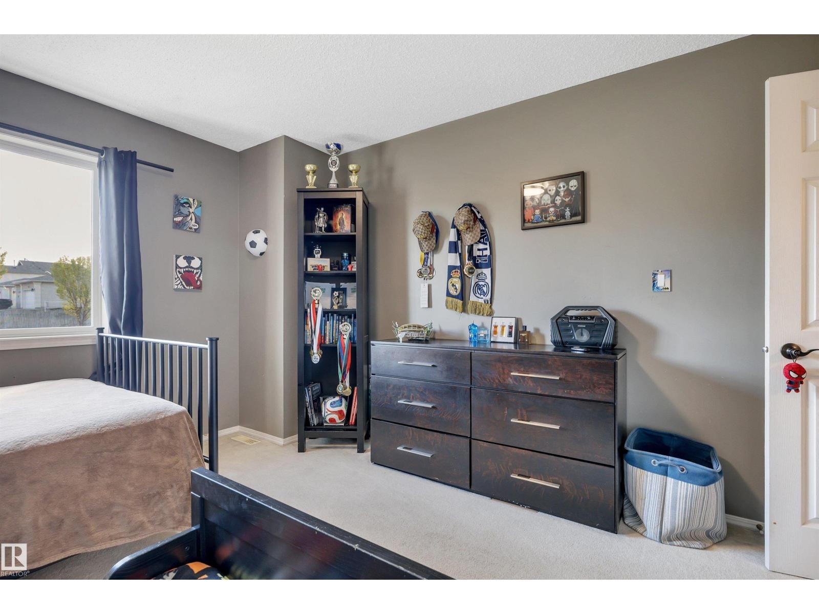 #13 6608 158 AV NW - 30