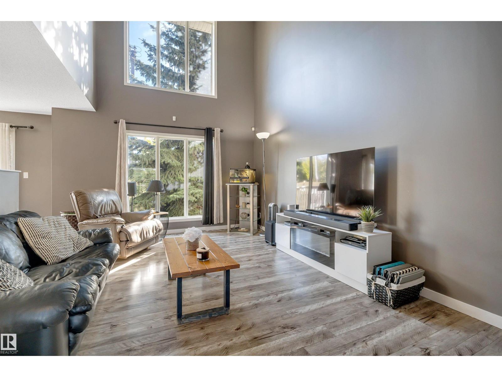 #13 6608 158 AV NW - 7