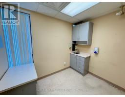 3000 Lawrence Avenue E, Toronto, ON M1P2V1 Photo 12