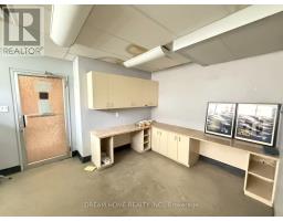 3000 Lawrence Avenue E, Toronto, ON M1P2V1 Photo 29