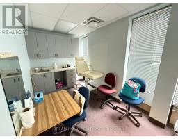 3000 Lawrence Avenue E, Toronto, ON M1P2V1 Photo 42