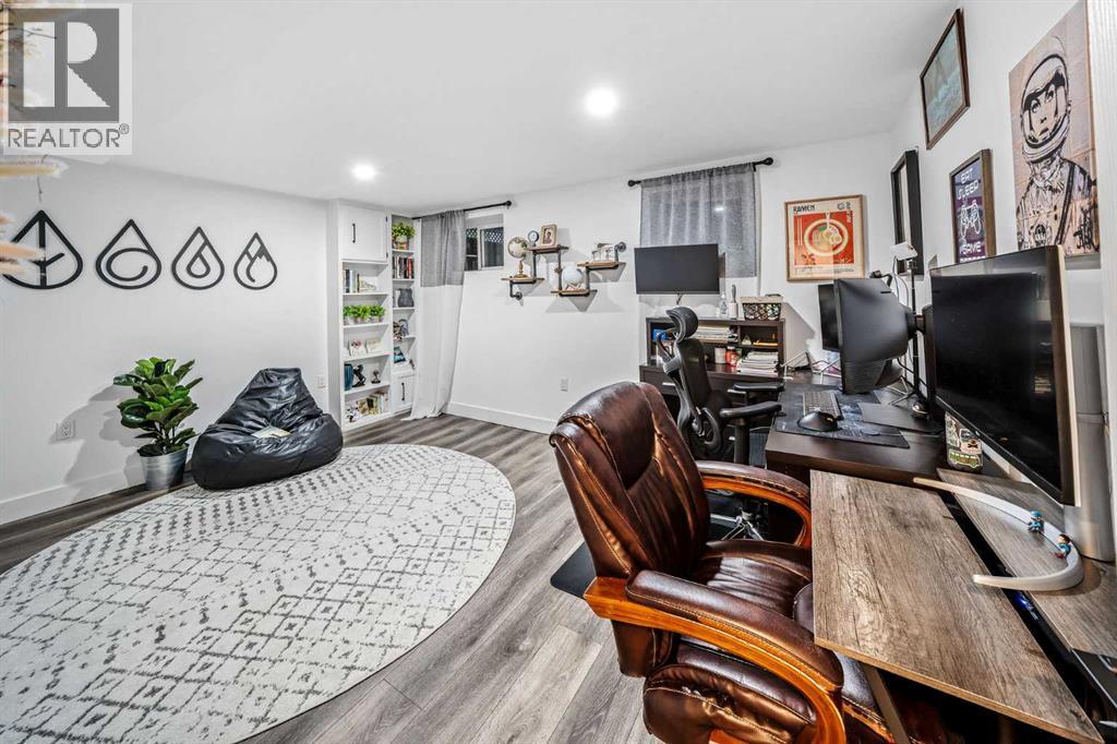 325 Thorndale Place - Image 43