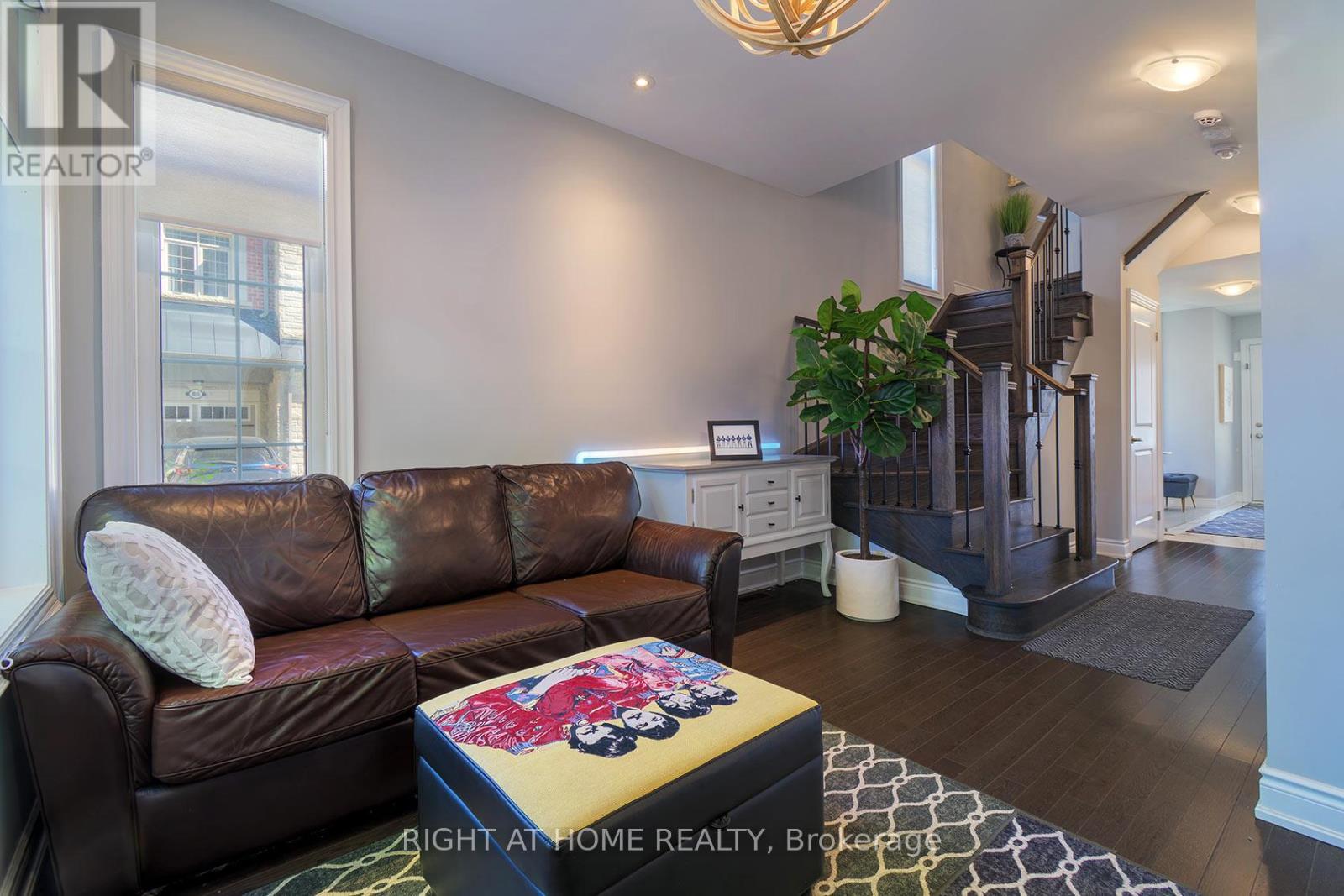2 QUEEN MARY COURT, Vaughan (East Woodbridge) — photo 6